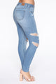 Justine Distressed Ankle Jeans - Light Blue Wash