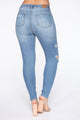 Justine Distressed Ankle Jeans - Light Blue Wash